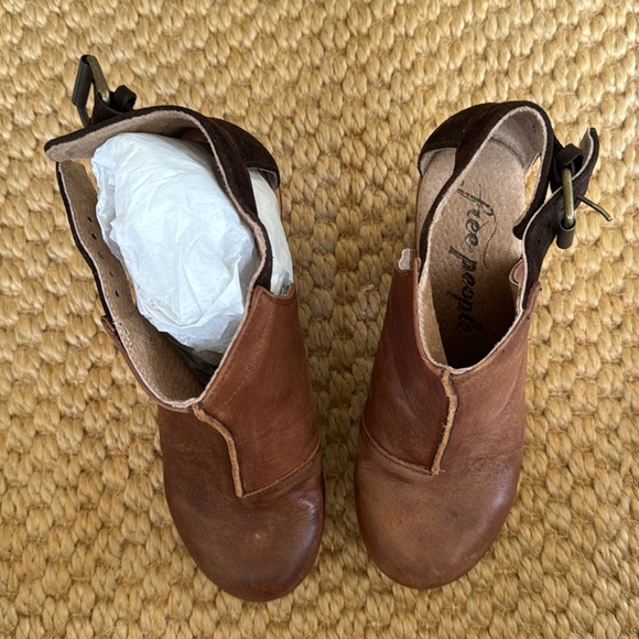 Free People Amber Orchard Clog Brown - size 37 - Picture 6 of 7